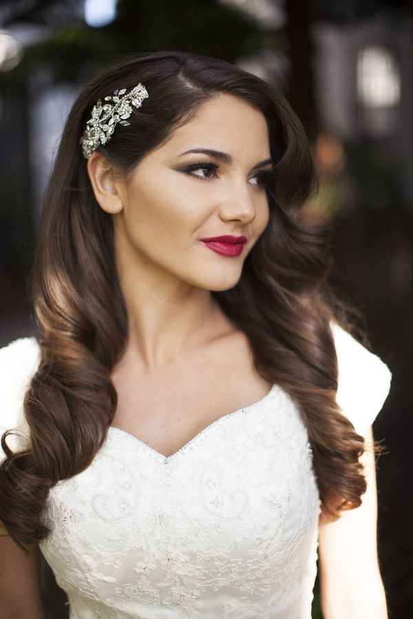 Long bridal hairstyle featuring classic Hollywood waves, by Assembly Salon | The Pink Bride www.thepinkbride.com